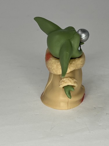 Disney Star Wars The Bounty Collection Grogu With Ball Figure Hasbro - Picture 2 of 9