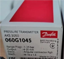 NEW Danfoss AKS3050 060G1045 Pressure Transmitter UPS shipping