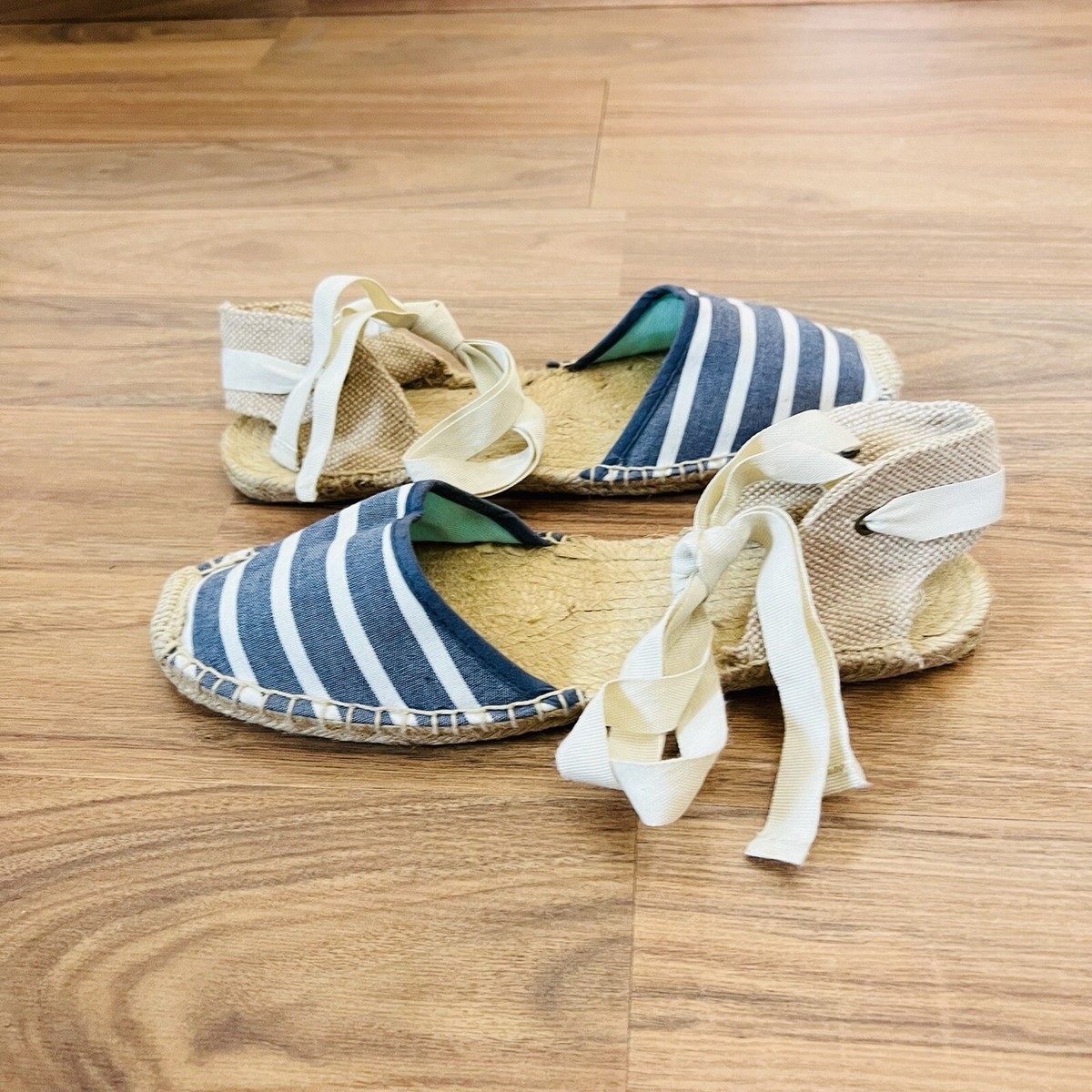 Soludos White & Blue Striped Flat Ankle Tie Lace Up  display picture 1