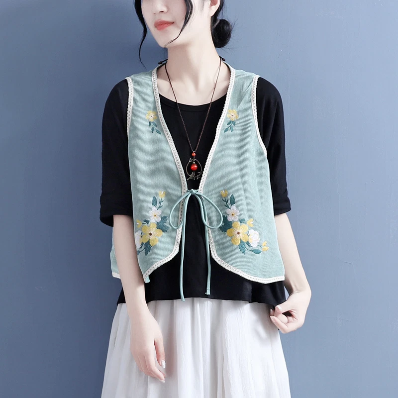 Embroidered top sleeveless jacket