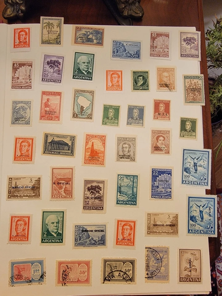 Large collection of Argentina old classic stamps, mint & used OVP official stamp - Image 3 of 4