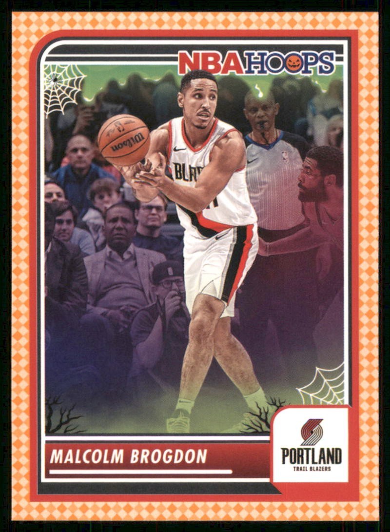2023-24 Panini Haunted Hoops Orange #220 Malcolm Brogdon