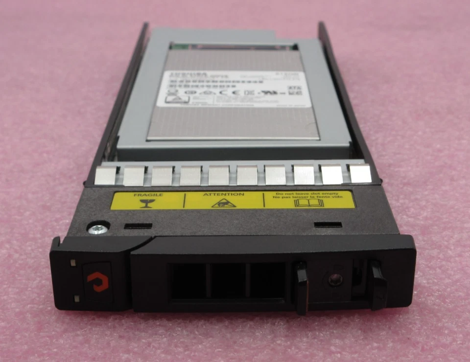 Pure Storage SAS 6Gb/s 1TB 2.5" Flash Dual SATA SSD PS83-0137-00 For FlashArray - Image 2 of 4