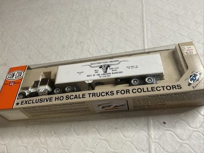 Con-Cor #0004-001027 Tractor + Box Trailer KA-BOB  1:87