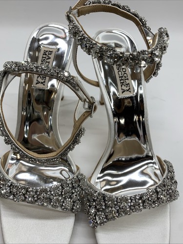 Badgley Mischka Galia Embellished Sandal Heels Jeweled Soft Satin White Size 8 - Picture 10 of 15