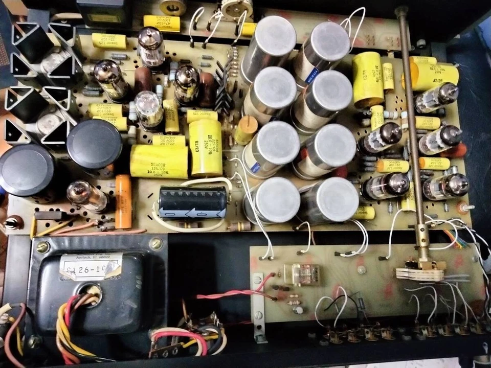 Pré-amplificador de tubo de vácuo Conrad-Johnson Premiere dois - Imagem 3 de 4