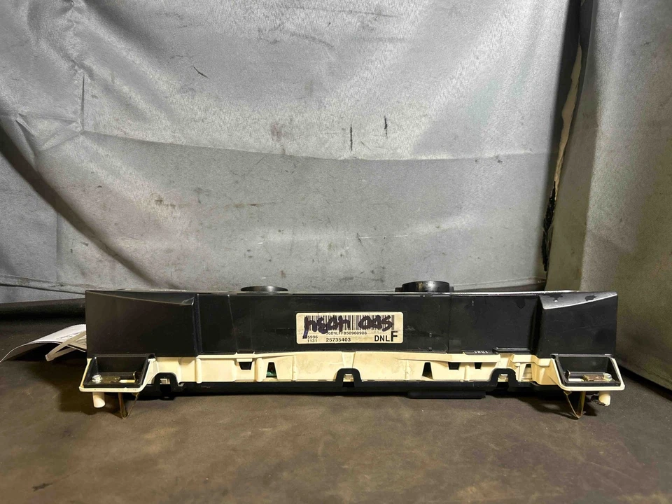 Fits 2002-2005 Buick Lesabre, Speedometer (miles n/a), OEM:25735403 Foto 4 de 4