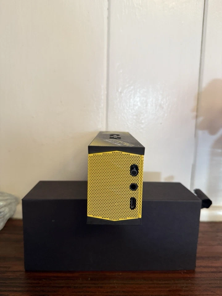 MINI Jawbone JAMBOX - Edición Limitada Rockstar Energy Edition. RARO Foto 2 de 4