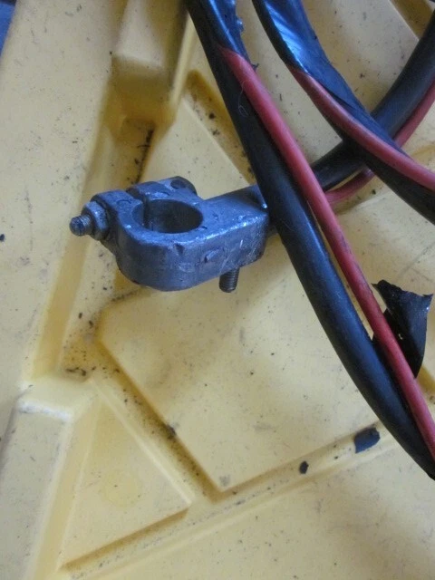 Cable de batería negativo alfa romeo 164 l se adapta a alfa romeo 164 Foto 2 de 3