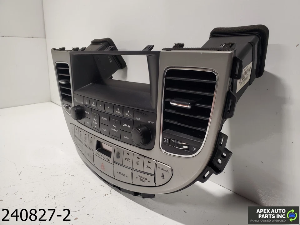 OEM 2009 Hyundai Genesis 3.8L Center Dash Radio Trim Bezel And Vents - Image 2 of 4