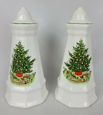 Christmas Salt and Pepper Shakers