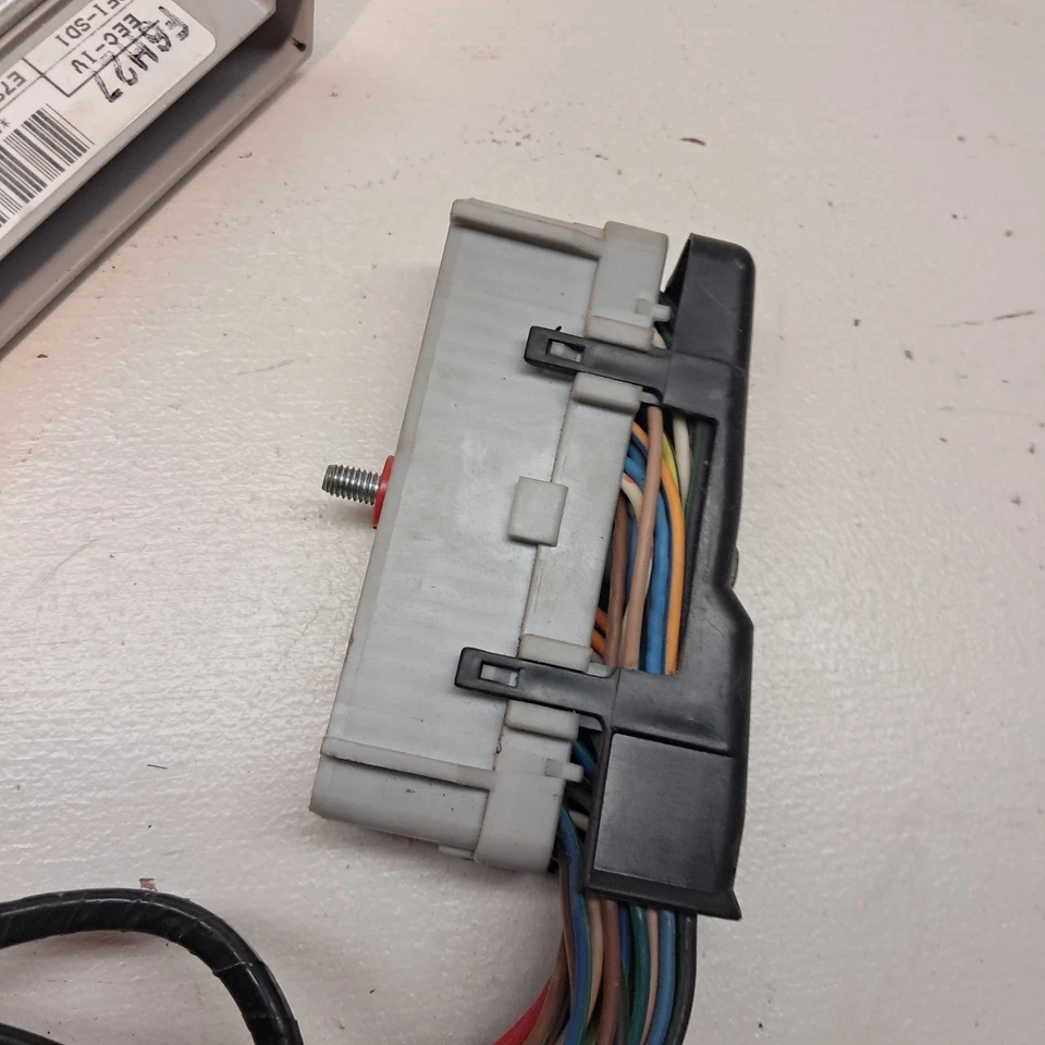 林肯 MARK VII ECM ECU 发动机控制模块 原始设备制造商 1984 5.0 — 第 4/4 张图片