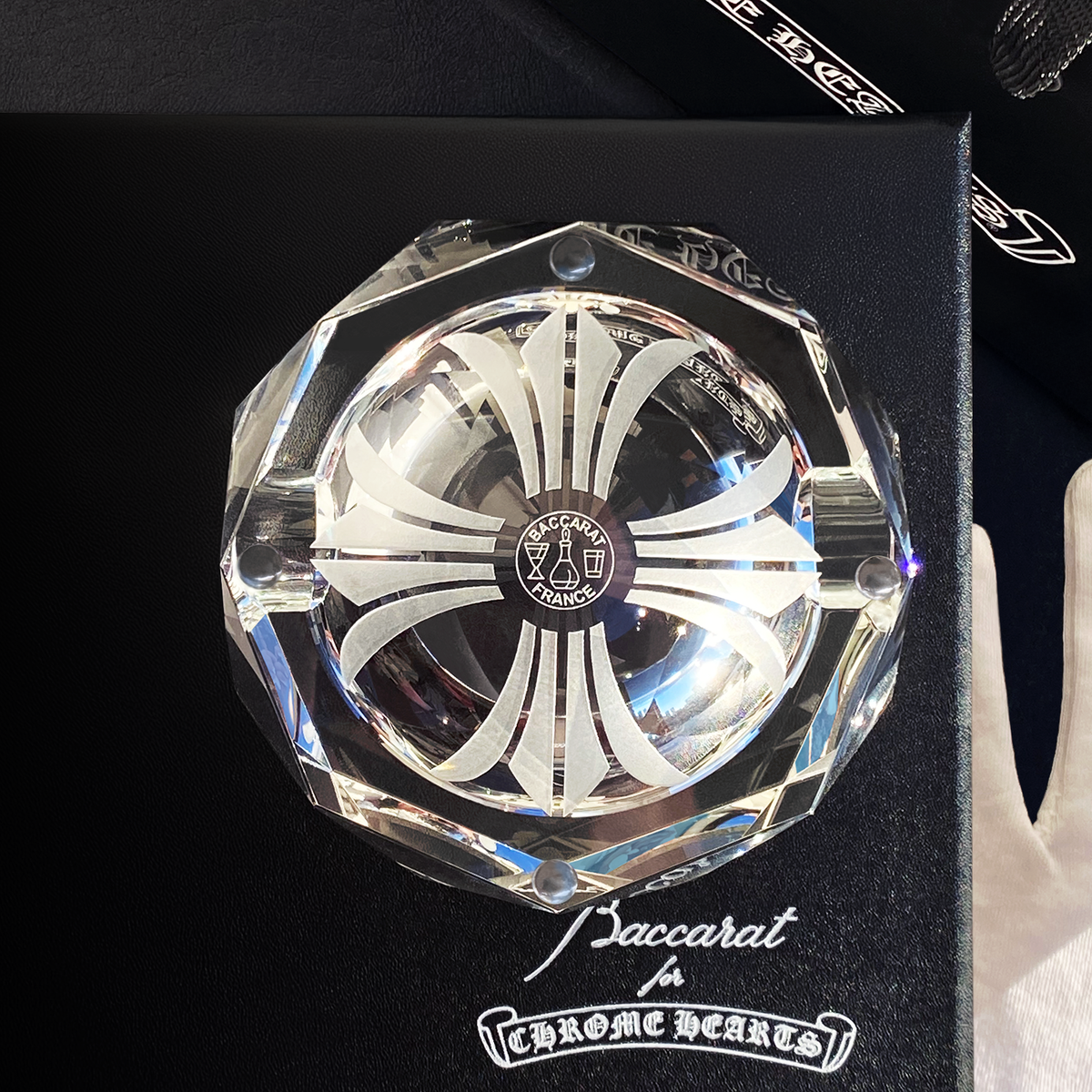 クロムハーツ×バカラ Baccarat CIGARETTE ASHTRAY New Chrome Hearts x Baccarat Crystal Ashtray + Box & Gift Bag | eBay