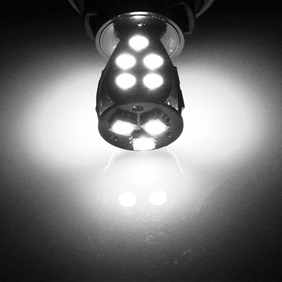 6000K branco 3157 3156 3057 4057 18-SMD LED reserva lâmpada reversa substituição - Imagem 4 de 4