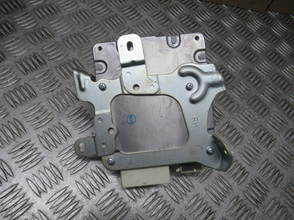 2013 TOYOTA GT86 D-4S GT1 2.0PETROL MK1 2DRS POWER STEERING CONTROL ECU REF16509 - Image 4 of 4