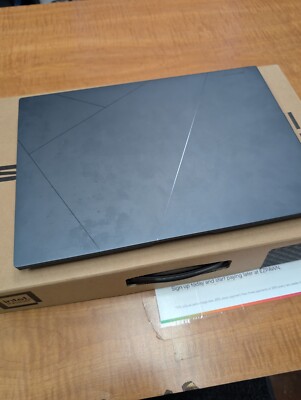 ASUS ZenBook 14 OLED 14'' (512GB SSD Intel Core i5-1240P 4.4GHz 16GB RAM) Laptop