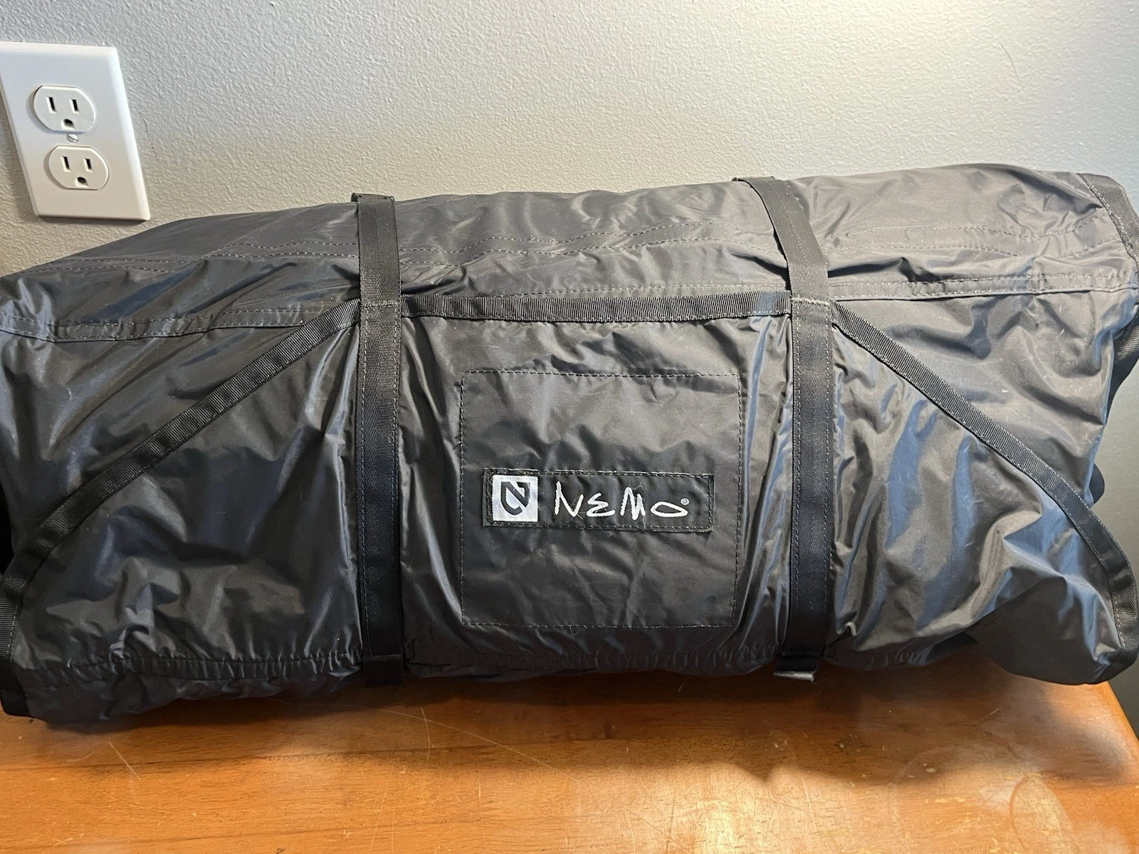 Nemo Losi 3P Tent Backpacking Camping Mountaineering Shelter 3-Person 3-Season
Opens in a new window