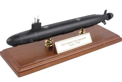 Daron US Navy Virginia Class Submarine Scale 1/350- Matte Black