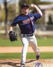 TYLER JAY  MINNESOTA TWINS SIGNED 8X10 PHOTO 