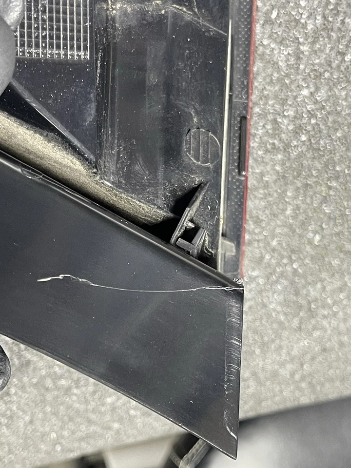 MERCEDES BENZ CLASE E E300 E350 2014-2016 SEDÁN LADO DEL CONDUCTOR LUZ TRASERA LED OEM Foto 4 de 4