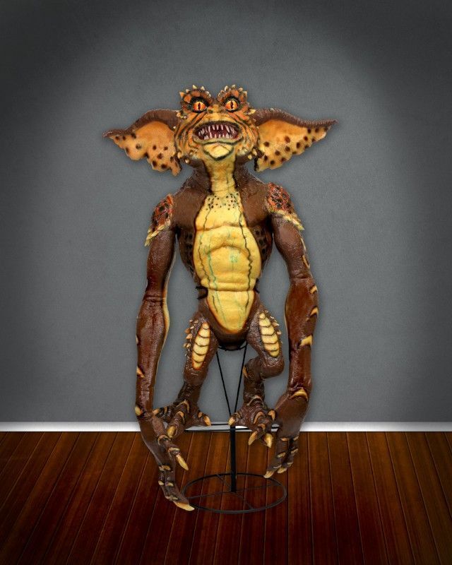 Neca Gremlins figure 1/1 Scale Stunt Puppet Prop replica Limited 884 H76cm