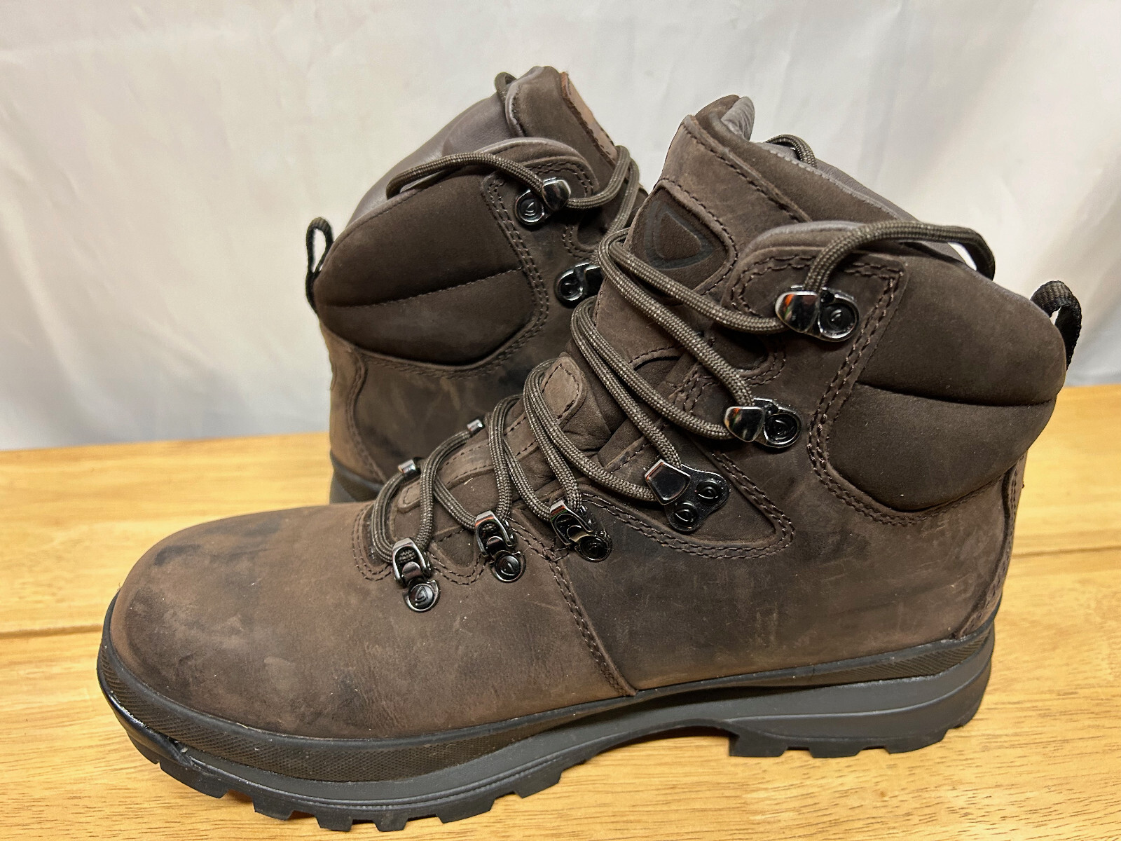 Brasher Men’s Country Master Walking Boots UK9 RRP £210 (BRA302 88) eBay
