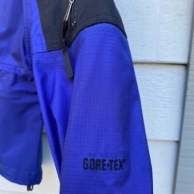 North Face Women's XS Petit Goretex Jacket Gore-Tex Aztec North Face Women's XS Petit Goretex Jacket Gore-Tex Aztec