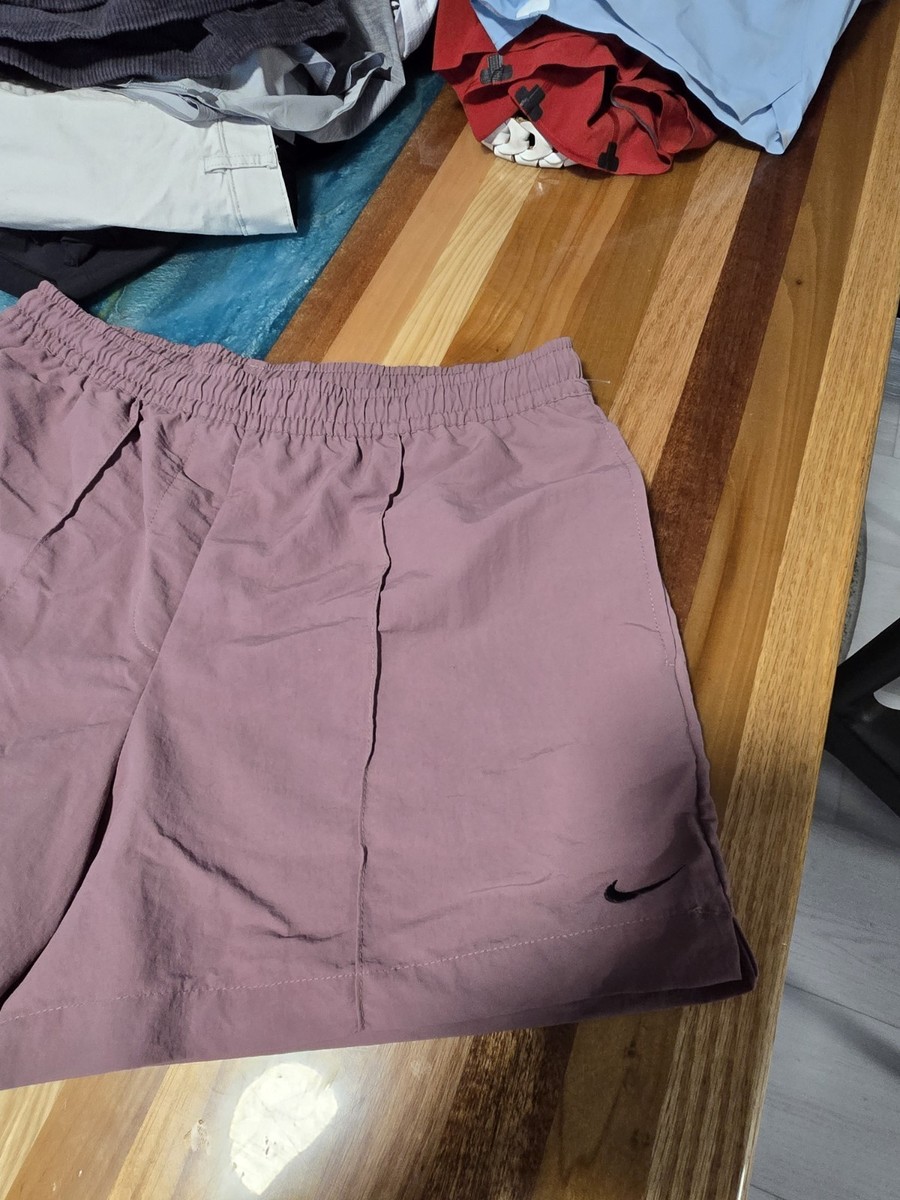 Nike Flow Woven Flow Shorts Men MEDIUM View 3