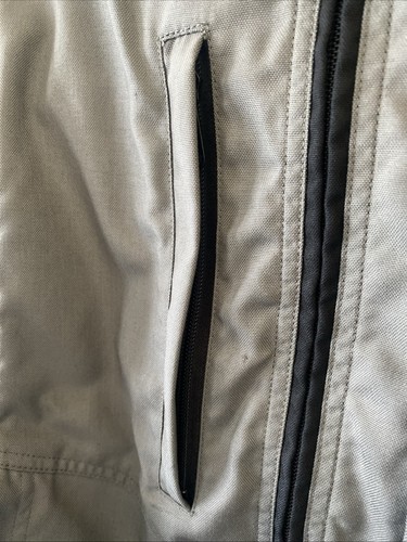 BMW Boulder Motorcycle Jacket. Size 50 Shoulder, Elbow, Back Armour 4 Zip Pocket - Picture 4 of 20