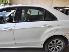 Porte arrière et accessoires Mercedes 207