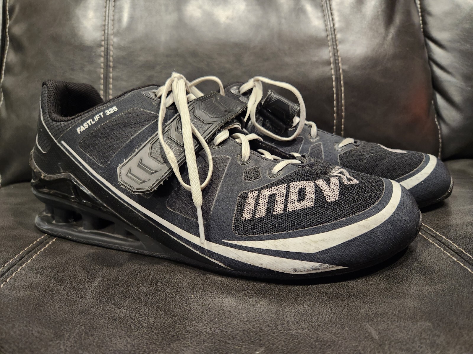 INOV8 Fastlift 325 Black Weightlifting Training Shoes Men's 9.5 Womens