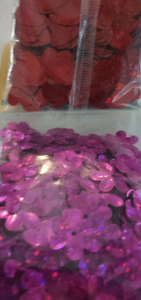 Pack 2 - Hecho a Mano Moderno - Confeti Corazones Flores Estrellas Plumas y Triángulos Foto 4 de 4