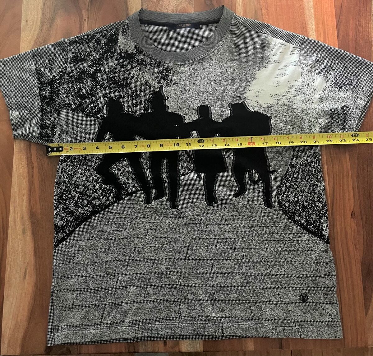 New Louis Vuitton Wizard Oz Brick Road Tee Grey Black S New Louis Vuitton Wizard Oz Brick Road Tee Grey Black S