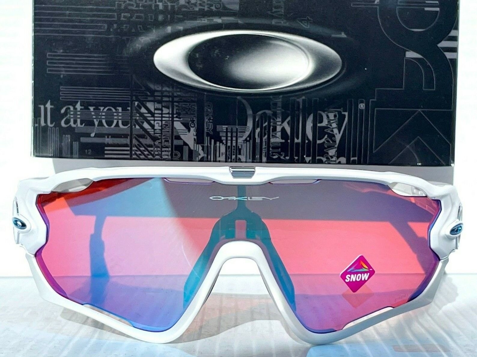 Jawbreaker™ Prizm™ Snow Collection Prizm Snow Sapphire Lenses, Polished  White Frame Sunglasses