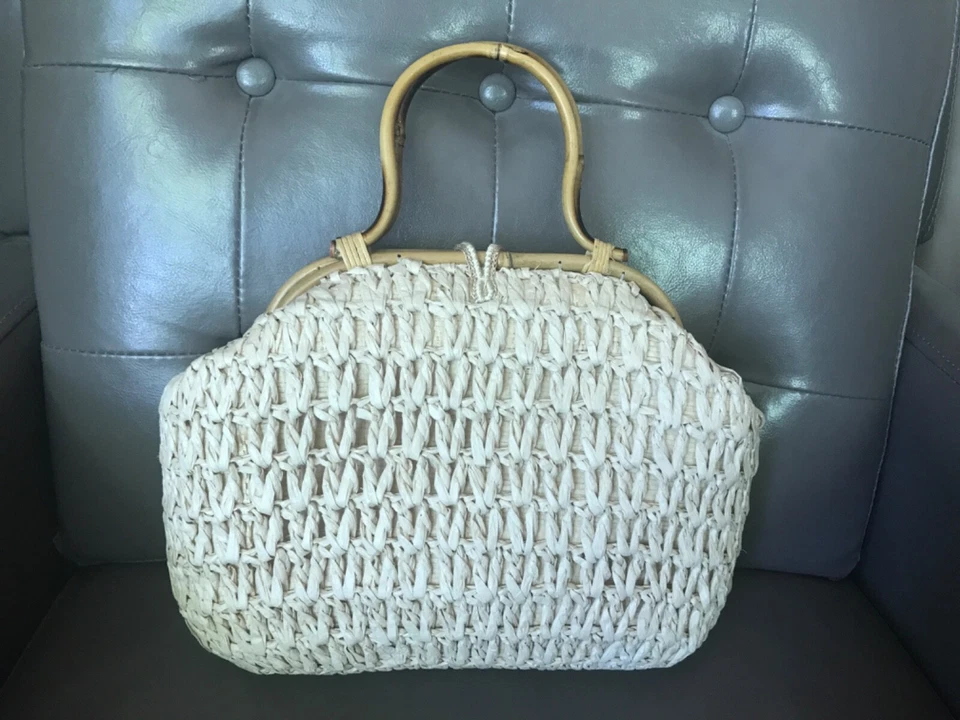 复古 50 年代米色草编包,带竹柄日本制造 — 第 2/4 张图片
