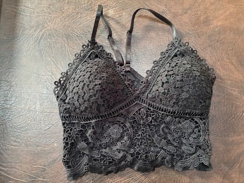 Size S Black Crochet Lace Bralette Pullover - 第 1/5 張圖片