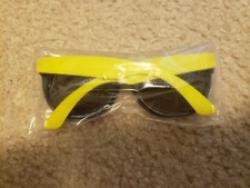 BRAND NEW SEALED YELLOW WEDDING BRIDAL PARTY FAVOR PARTY SUNGLASSES YELLOW COLOR