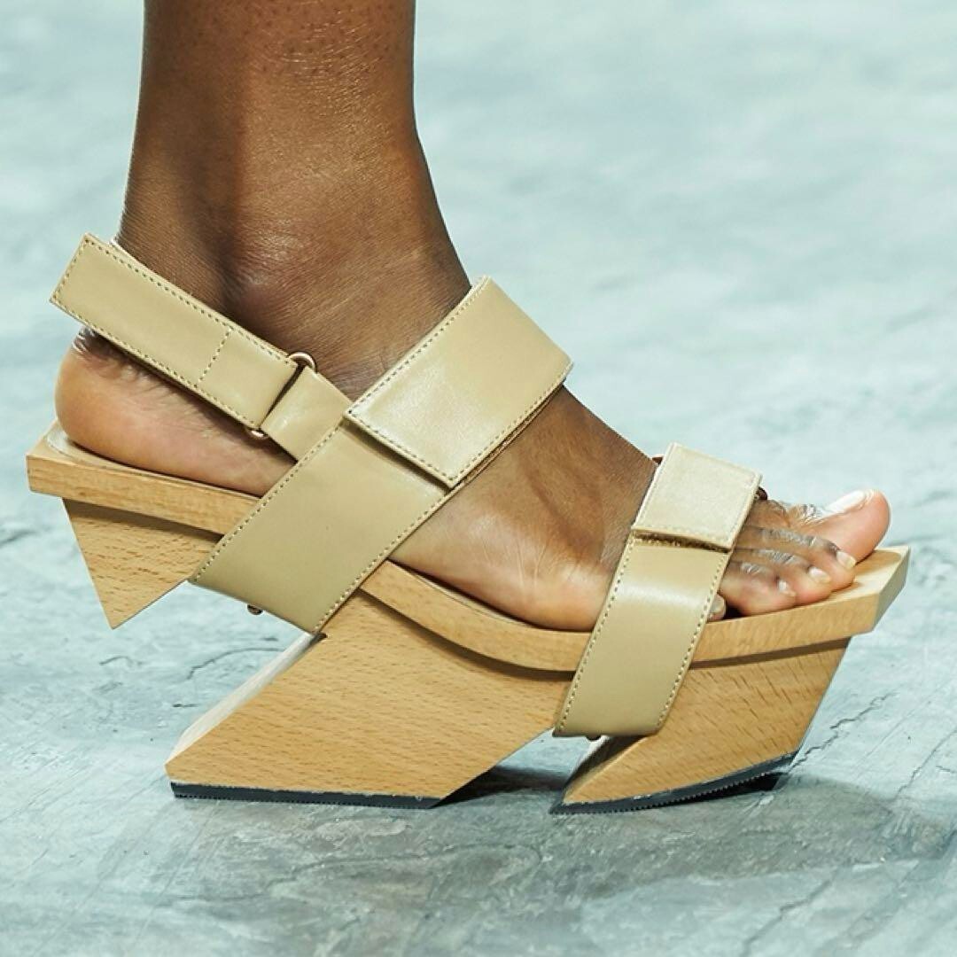 美品　レア　未使用　ISSEYMIYAKE ユナイテッドヌード　ROCKサンダル 美品 レア 未使用 ISSEYMIYAKE ユナイテッドヌード ROCKサンダル