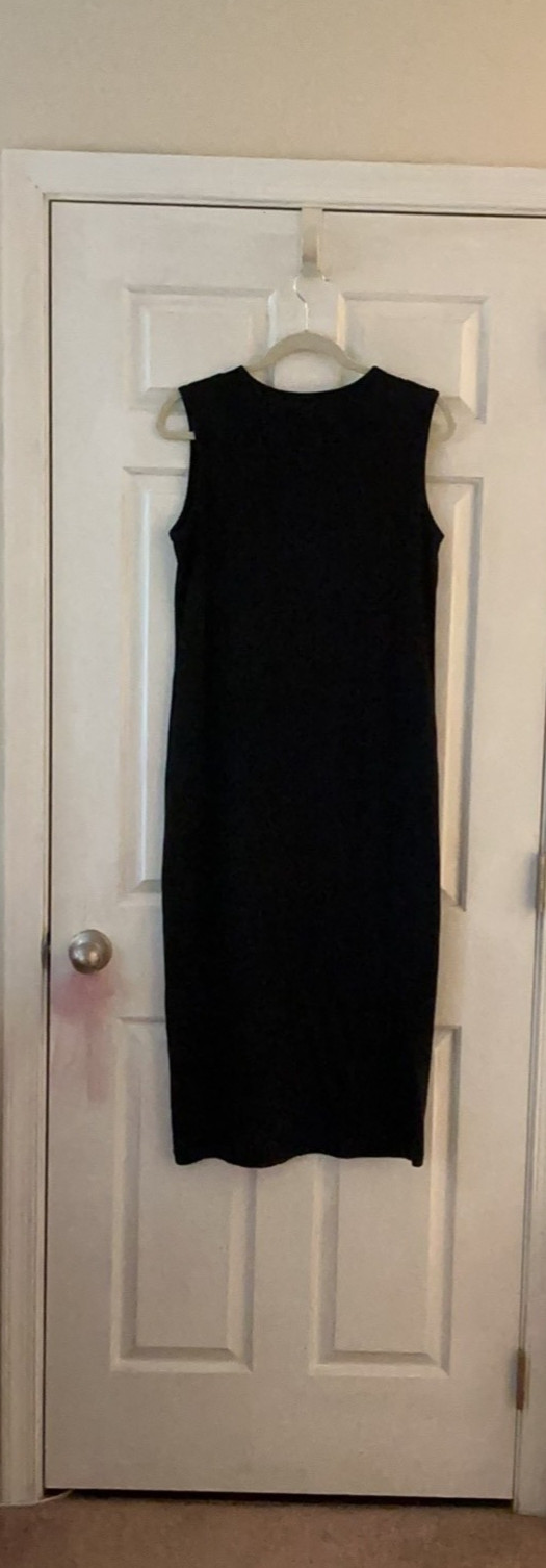 Universal Thread Black Round Neck Sleeveless Cott… - image 2