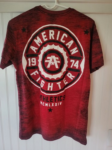 American Fighter Red Mens T-shirt Size Medium Buckle Double Sided EUC - Picture 7 of 10
