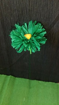 30 x Krepprosen Krepp Papier Blumen mit Floristen Draht, 6 cm grün ELIT ETNO