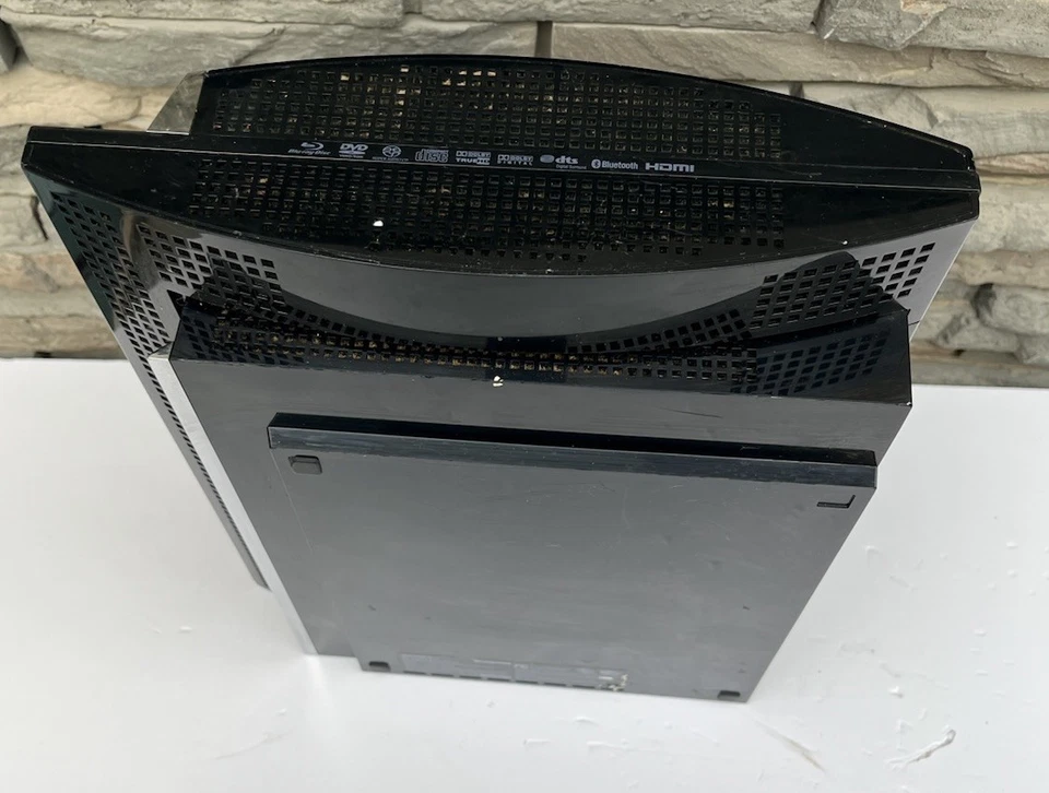 Playstation 3 Backwards Compatible Console 80GB CECHE01 Fat PS3 PS2 PS1 Works - Image 4 of 4