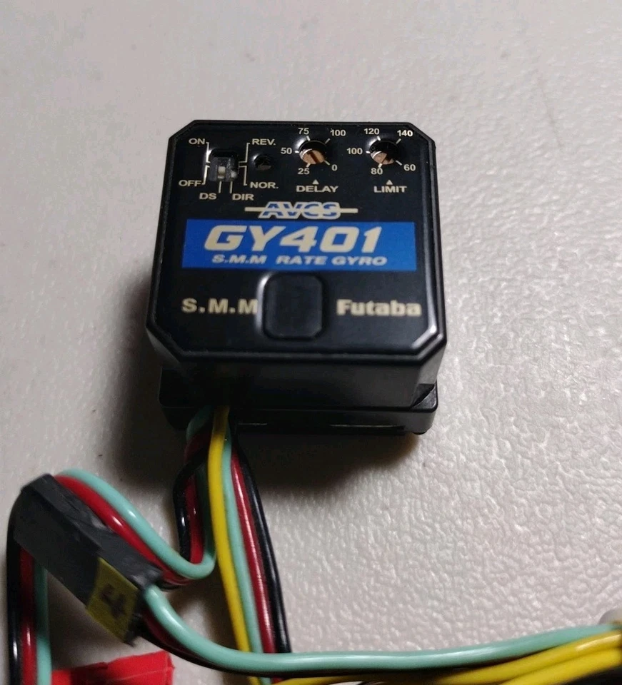 Futaba GY401 Gyro For Flybarred Rc Helicopter - Image 2 of 2