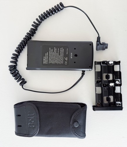 Bolt CBP-C1 Compact Battery Pack for Canon Flashes
