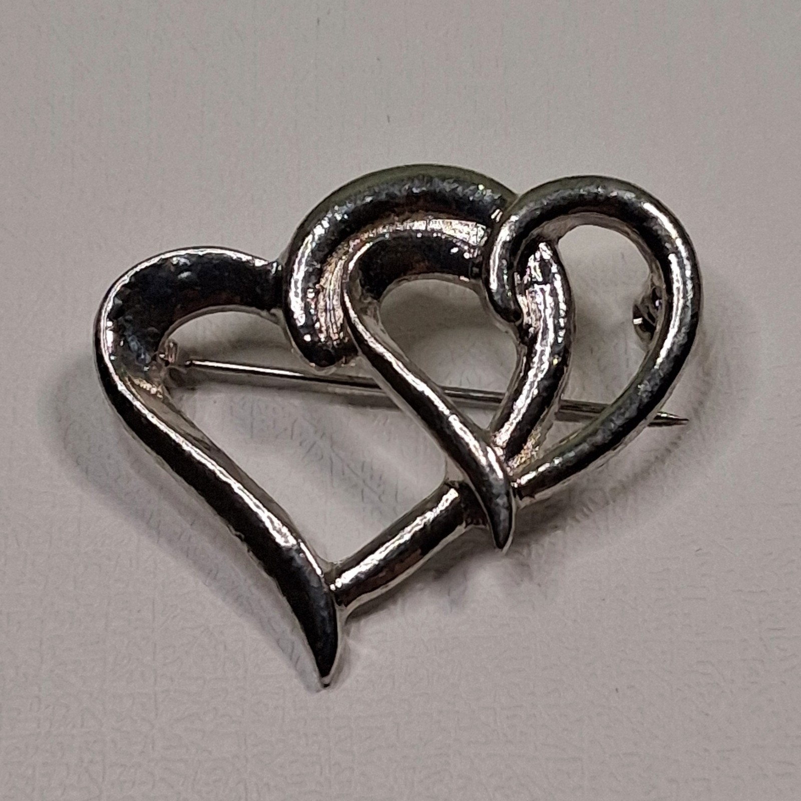 Vintage Silver Tone Double Interlocking Heart Bro… - image 1