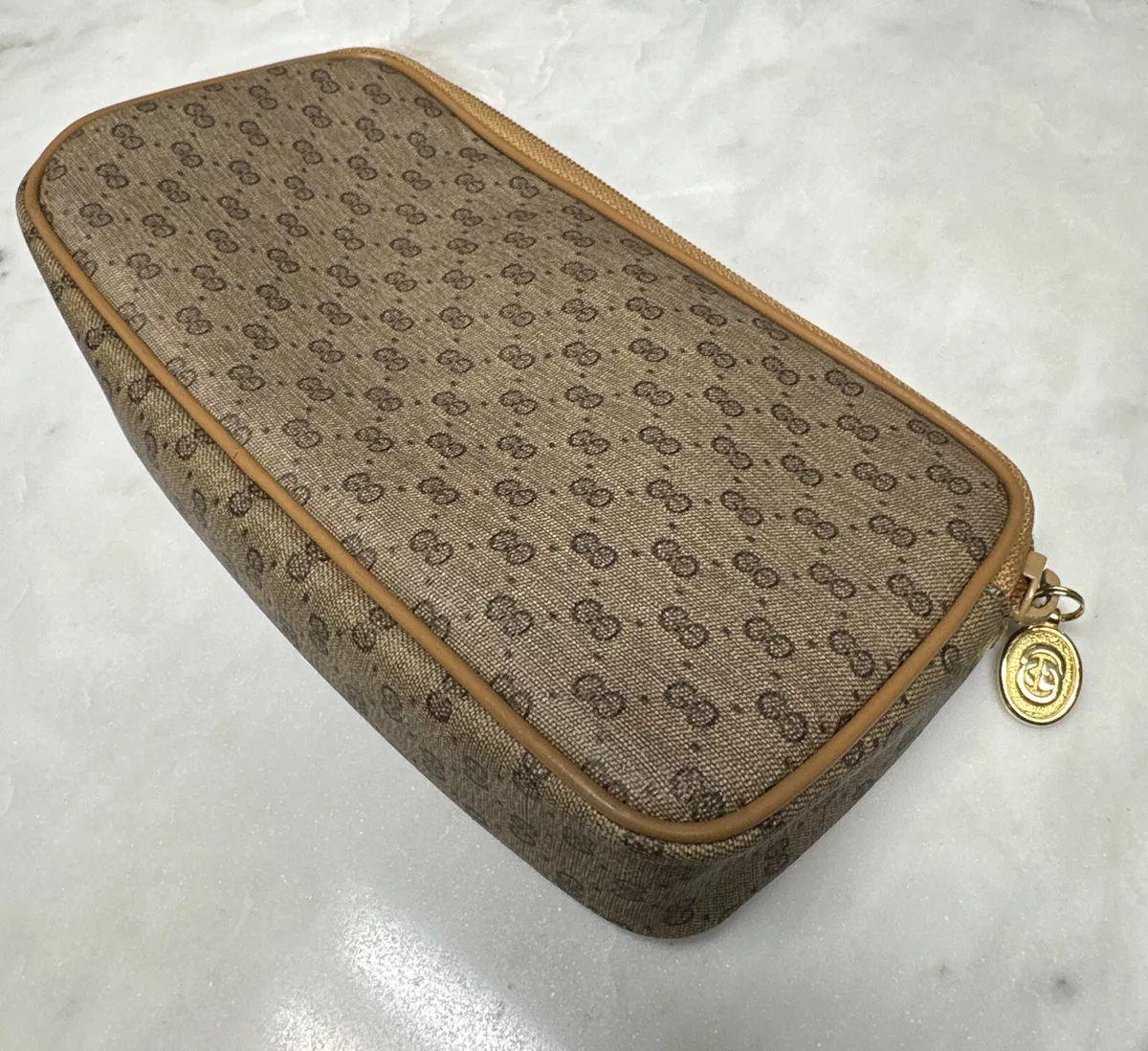 Vintage gucci cosmetic bag hotsell