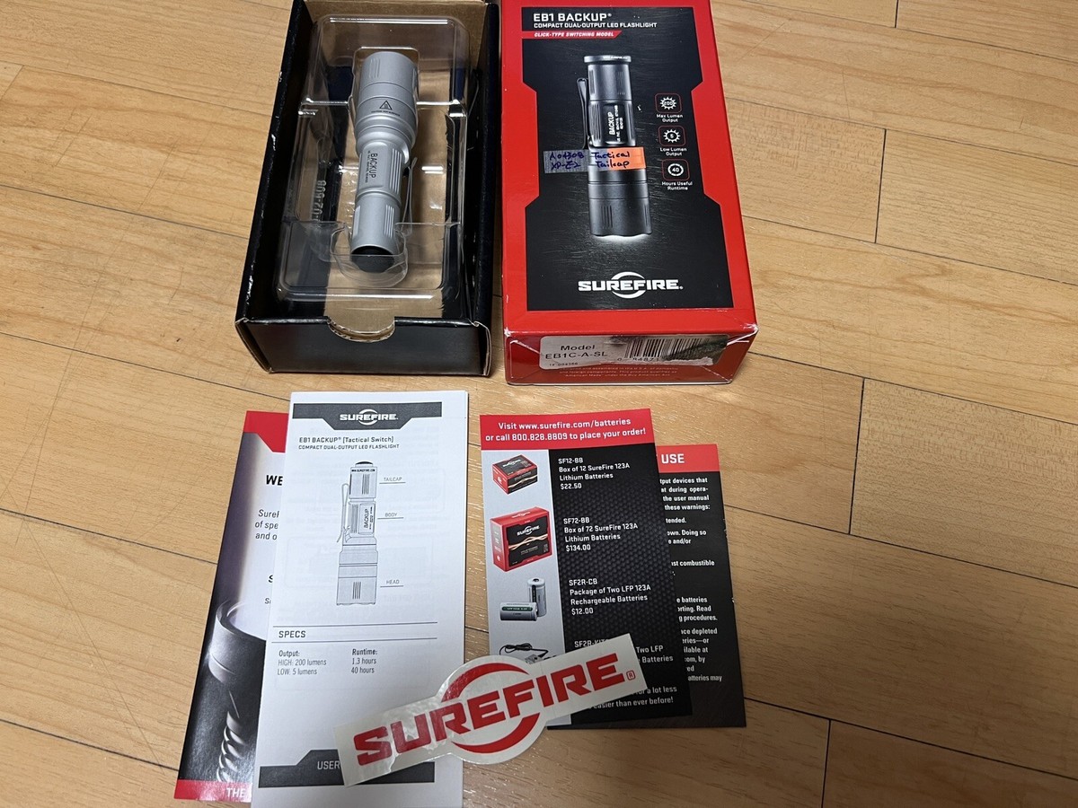 Worldwideshipping* Surefire EB1 Backup light Silver 200 Worldwideshipping* Surefire EB1 Backup light Silver 200