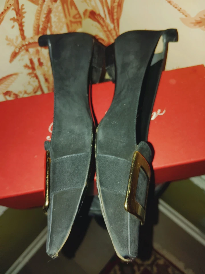 GUC ROGER VIVIER черный Belle замши золотой пряжки низкий каблук размер 7 - Изображение 3 из 4