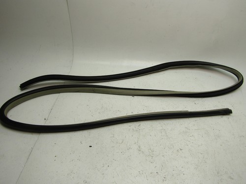 2007-2011 Toyota Camry Passenger Back Door Body Weather Strip Belt Rubber Seal - Picture 3 of 6