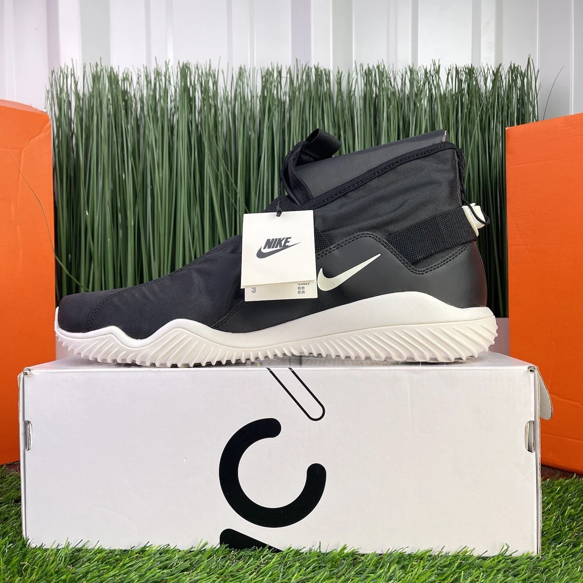 RARE Nike Komyuter Black White Mens Shoes AA2211 001 Size 13
